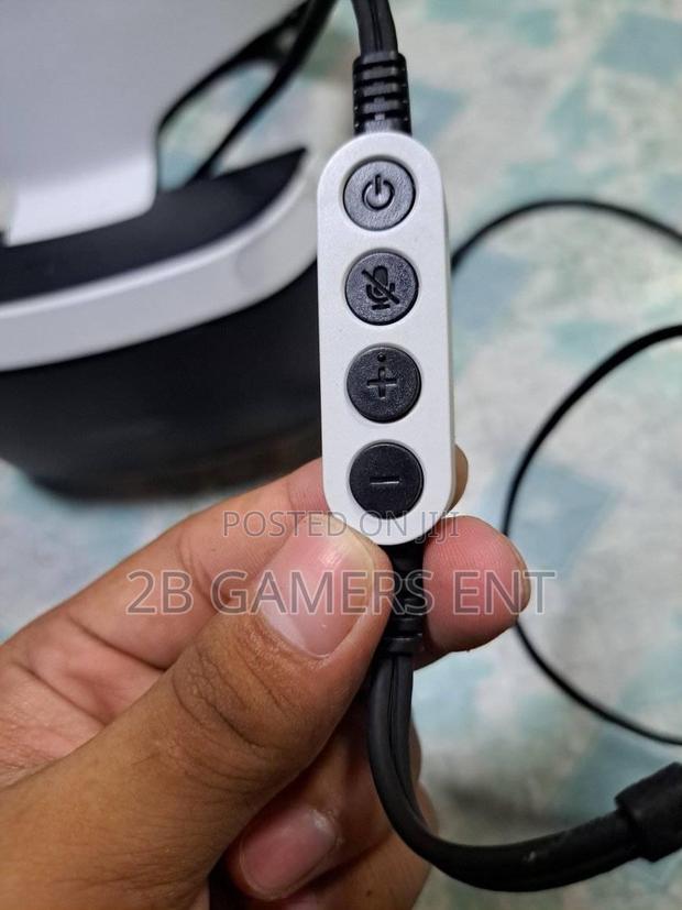 Ps4 Vr Headset - thumbnail 2