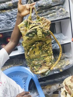 Camel Hiking Bag With Water Bladder - thumbnail 2