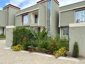 4bdrm Villa in Pine, Kitengela for sale