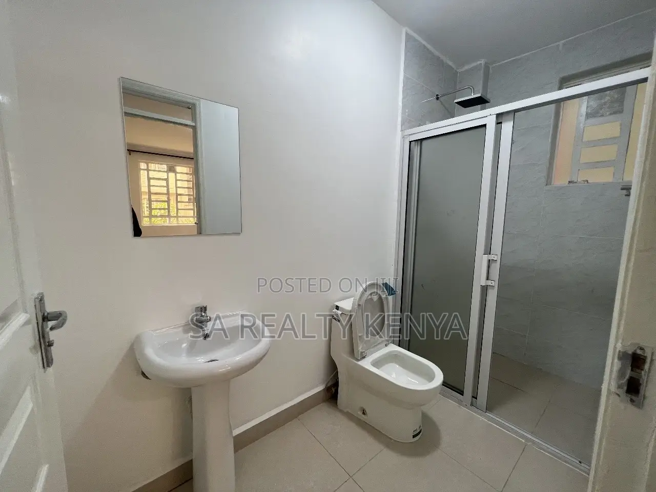 4bdrm Villa in Pine, Kitengela for sale
