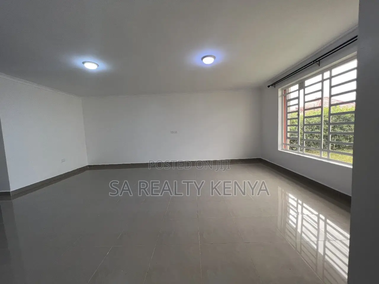 4bdrm Villa in Pine, Kitengela for sale