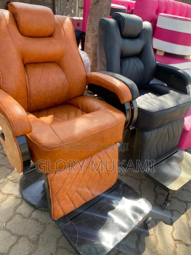 Gold Brown Barber Chairs - thumbnail 4