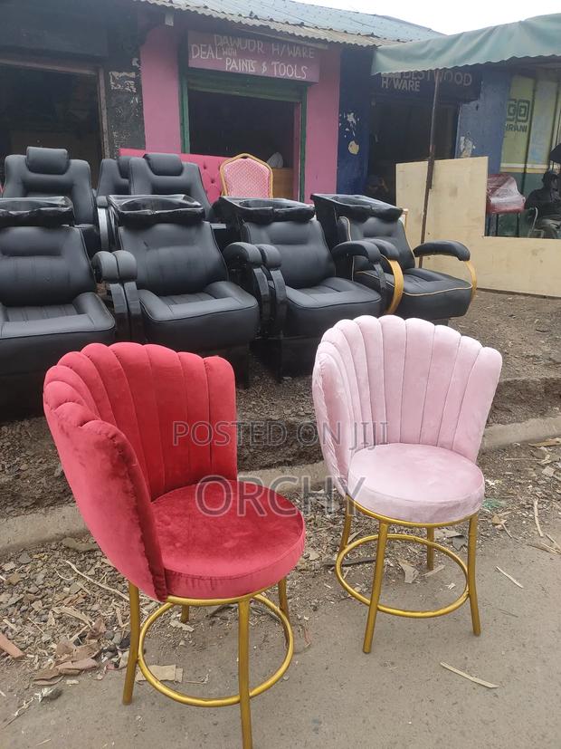 Flower Seats/ Manicure Seats - thumbnail 2