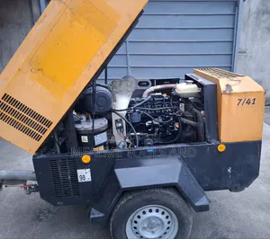 Compressor 2015 Doosan 741 4cyl Diesel 10 Bars 140 CFM Ex-Uk