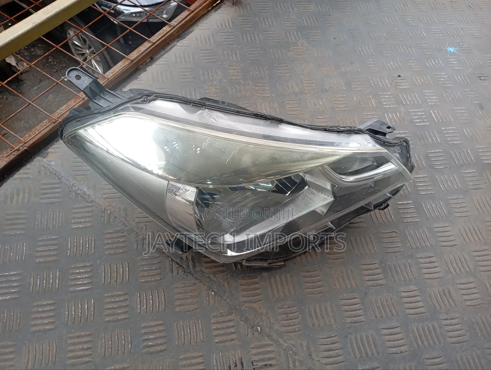 Vitz Juwella New Model Headlight RHS
