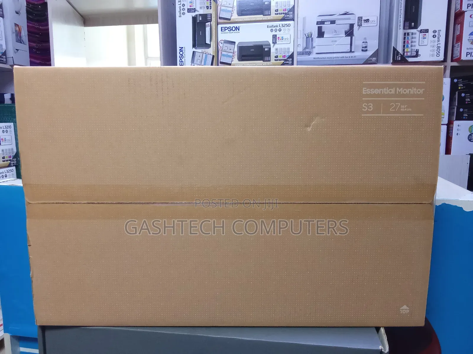LS27C390EAMXUE Samsung Essential 27" FHD Curved Monitor //