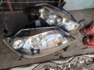 Mazda Demio 2005 Headlight