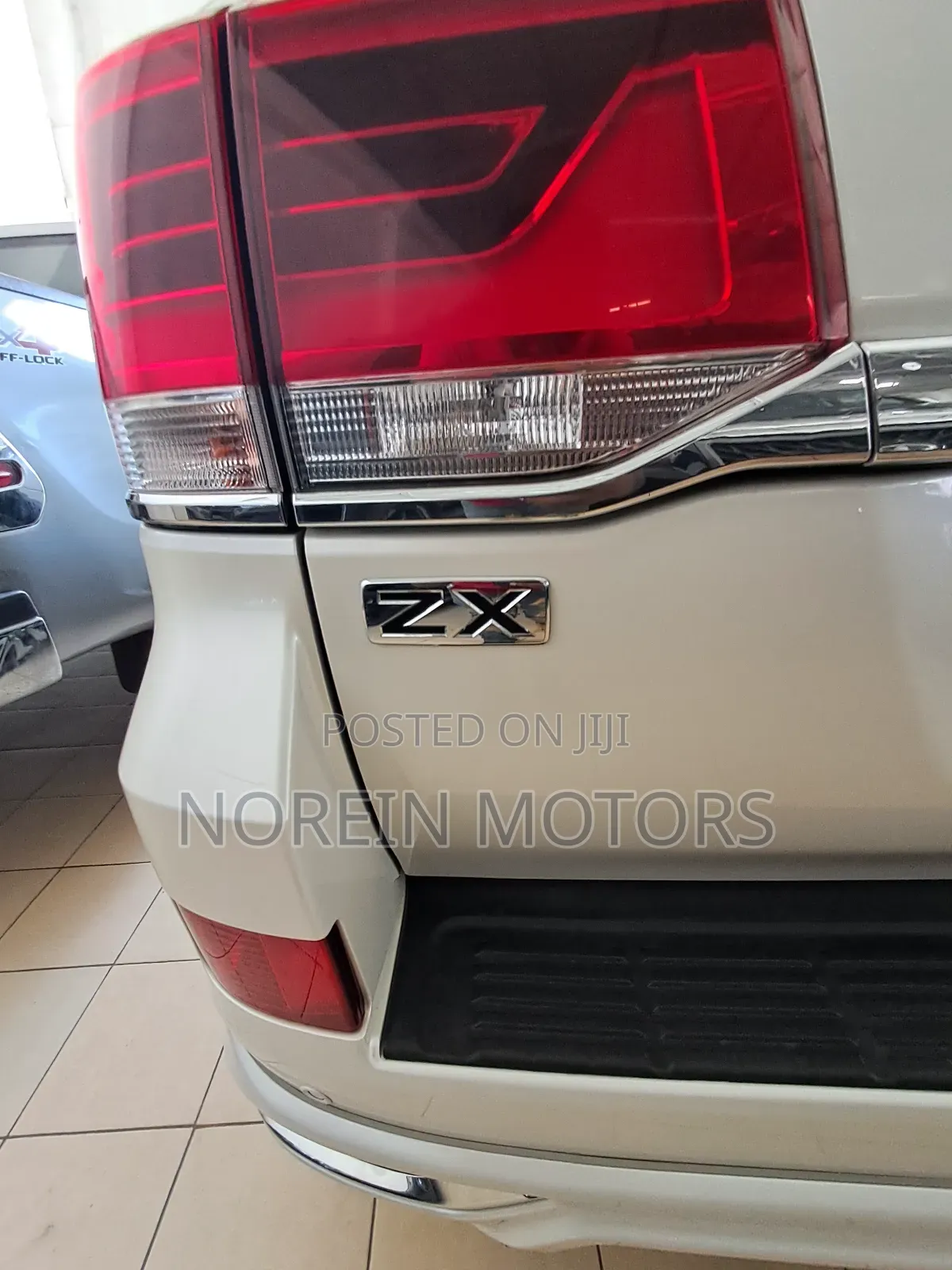 Toyota Land Cruiser Prado 2017 Beige