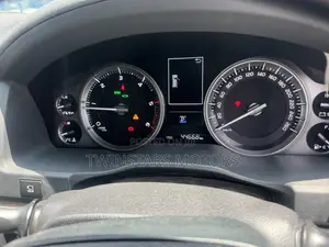 Toyota Land Cruiser 4.5 V8 VXR 2018 Blue