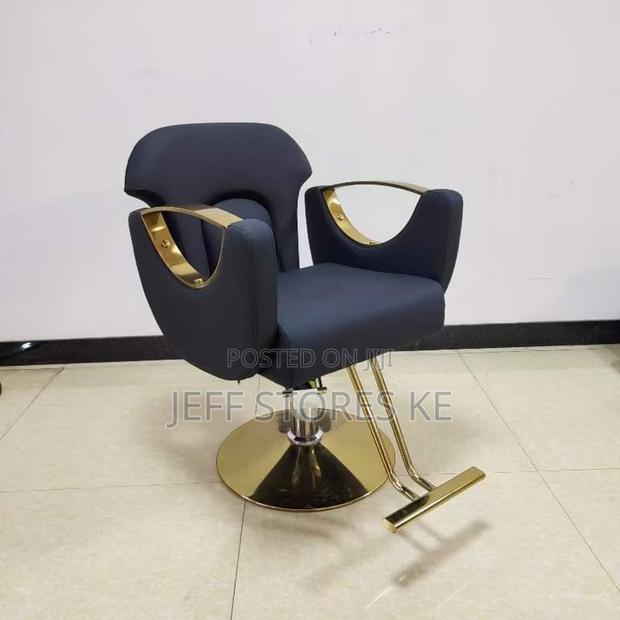Golden Blackstyling Salon Seat - main view