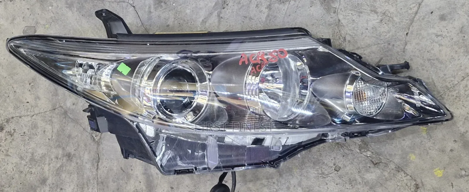 Toyota Estima 2014-2017 Xenon