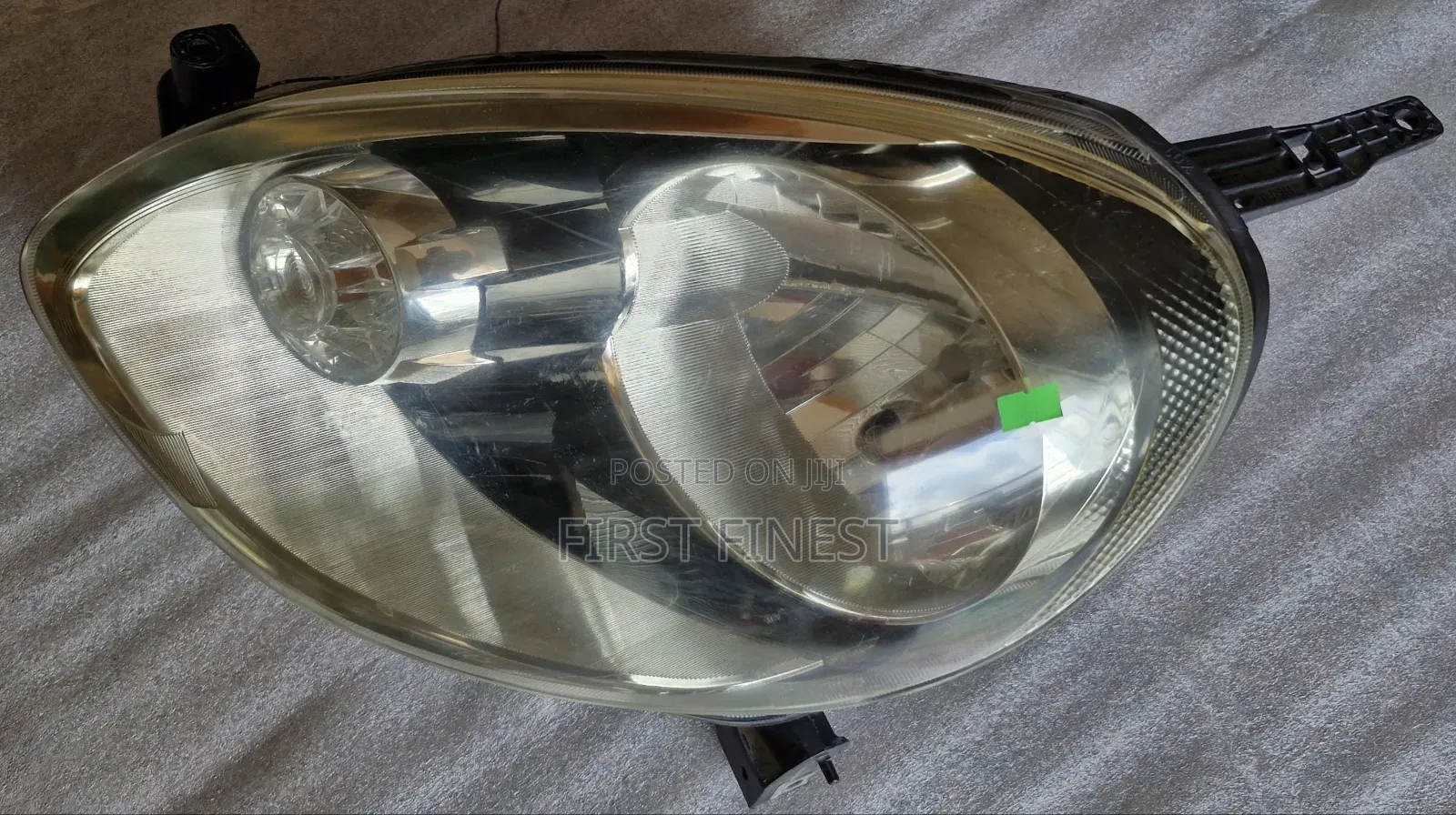 Nissan March 2014 Non Xenon Complete With Bulbs
