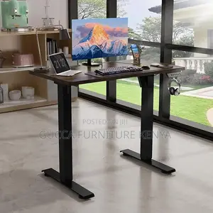 Office Tables: Modern Adjustable Height Sit Stand Up Desk
