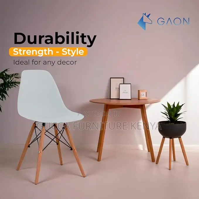 Home Chairs: Modern Eames Plastic Dining Room Chair