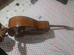 Yamaha Guitar With Bag and Capo