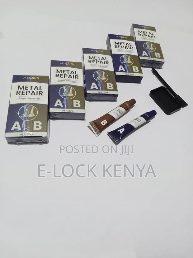 Adhesive Metal Crack Repair Fluid