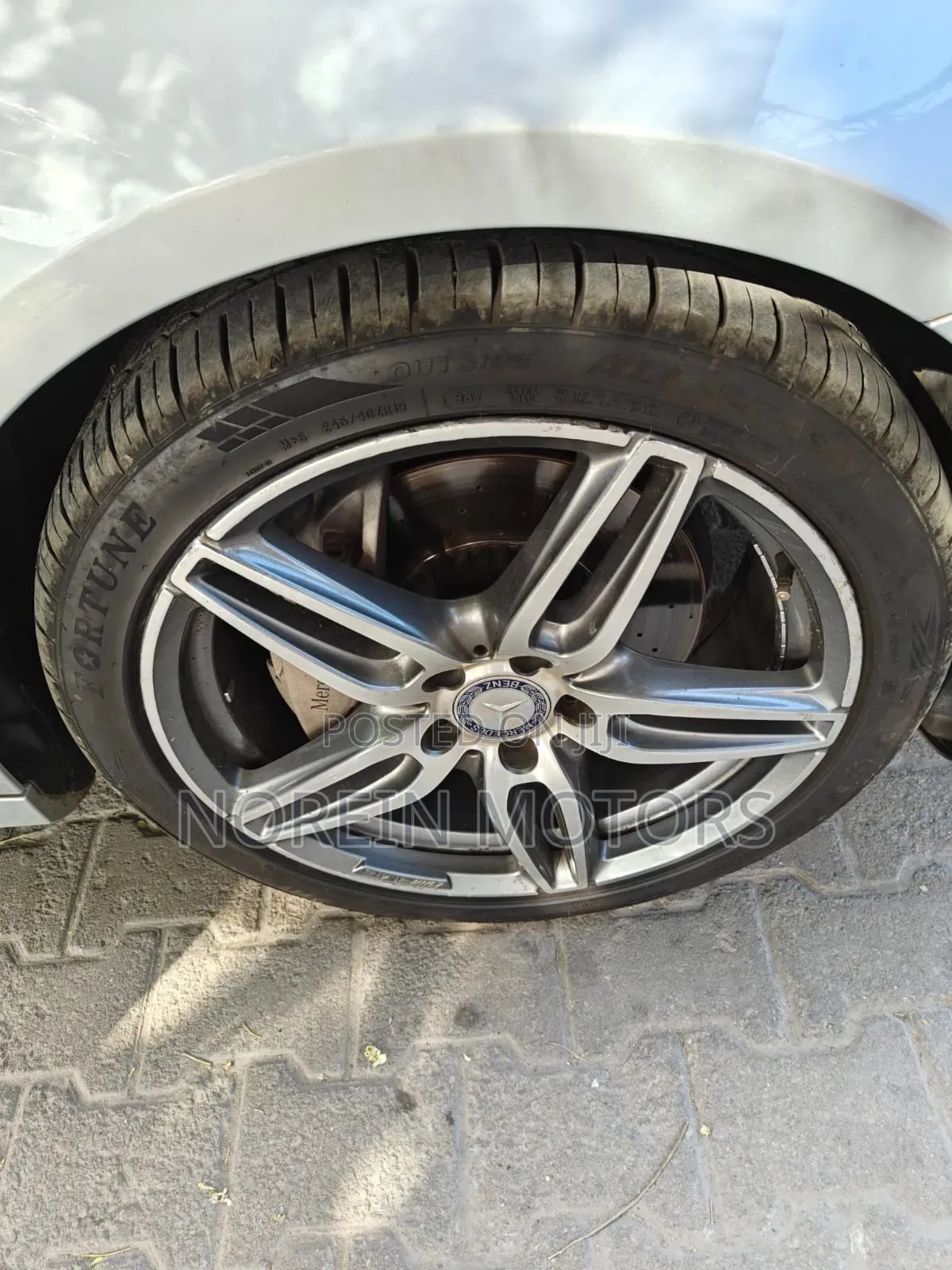 Mercedes-Benz E200 2016 Gray