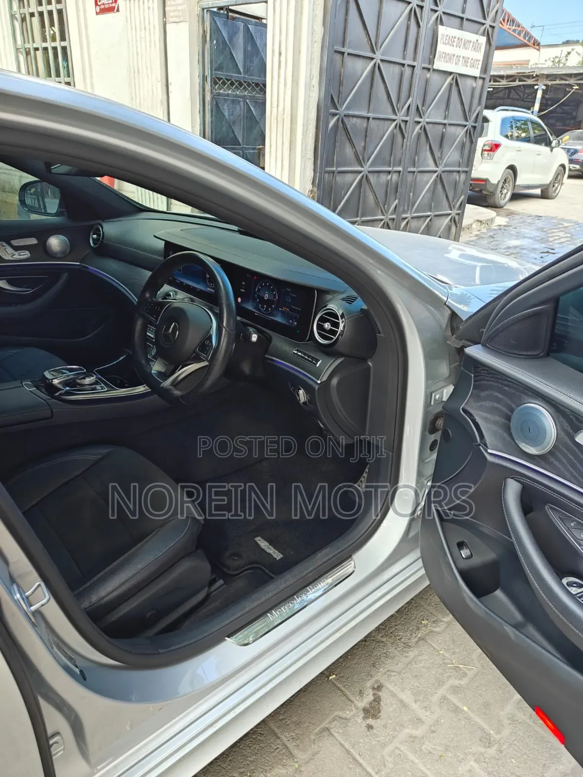 Mercedes-Benz E200 2016 Gray