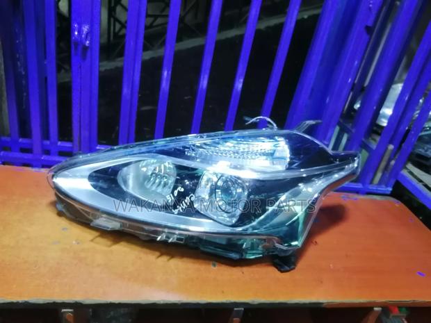 Toyota Sienta 2015 Non Xenon Head Lamp, Clean EX Japan