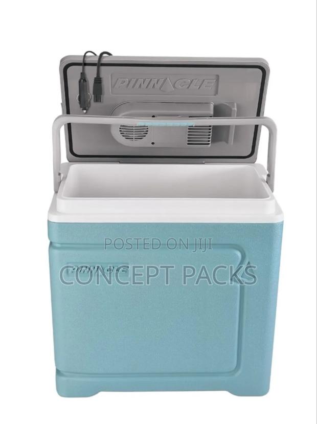 30L Pinnacle AC / DC Cooler Box. - main view