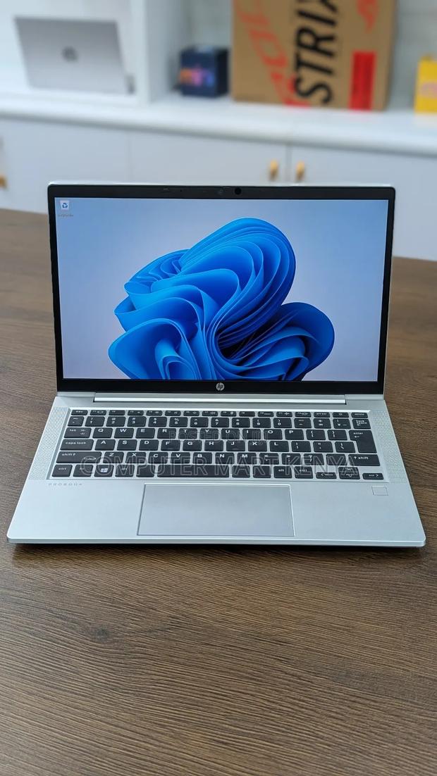 Laptop HP 8GB AMD Ryzen 5 SSD 256GB - thumbnail 2