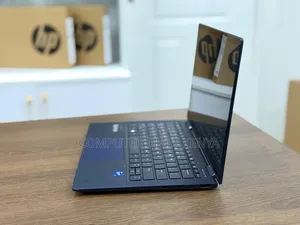 Laptop HP Dragonfly G2 16GB Intel Core I7 SSD 512GB