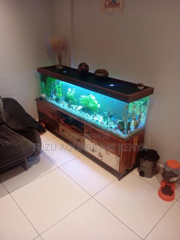 Complete Aquarium With Hardwood Stand - main view