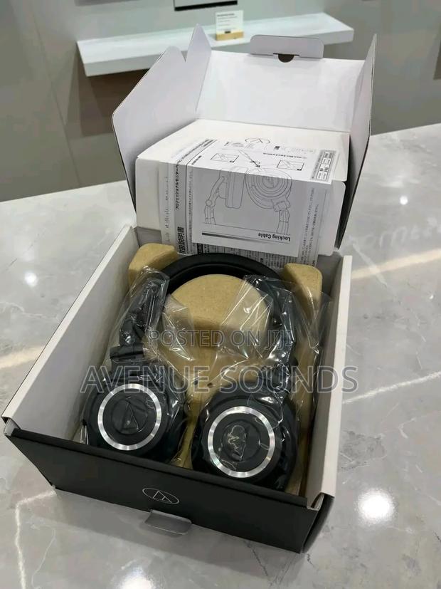Audio Technica ATH M50X Professional Headphones - thumbnail 2