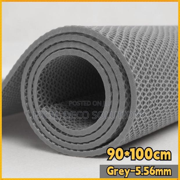S Mats for Slip Prone Areas