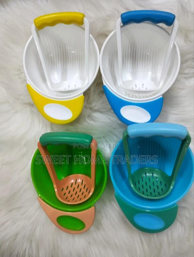 *Food Masher Bowl Set* - main view