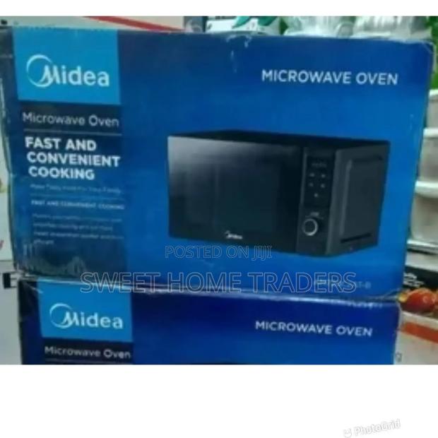 *Midea Digital Microwave Black - main view