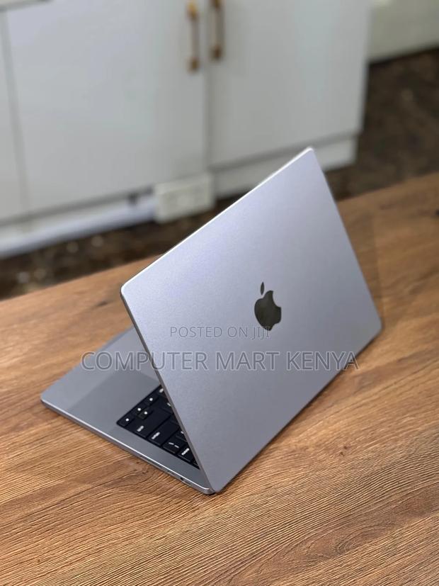 Laptop Apple MacBook Pro 16GB Apple M2 SSD 512GB - thumbnail 5