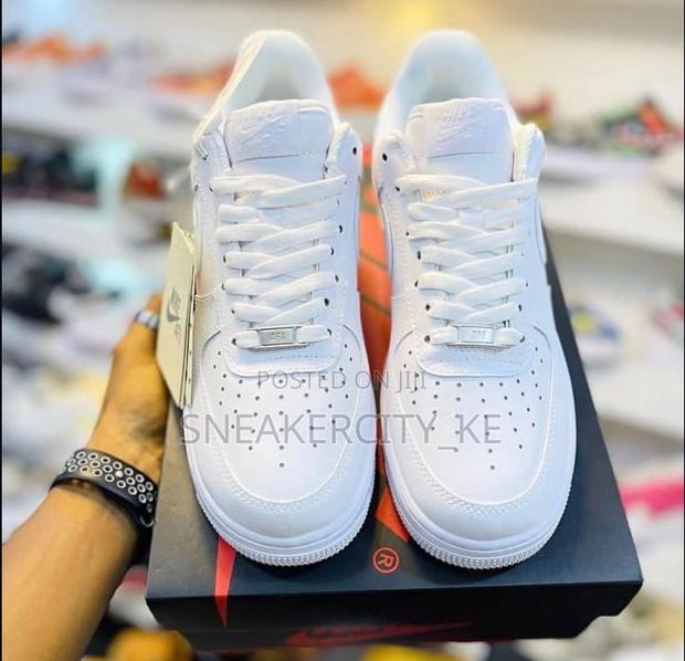 Plain White Airforce 1 - thumbnail 3