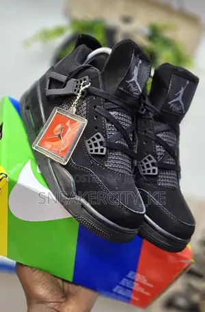 Air Jordan 4