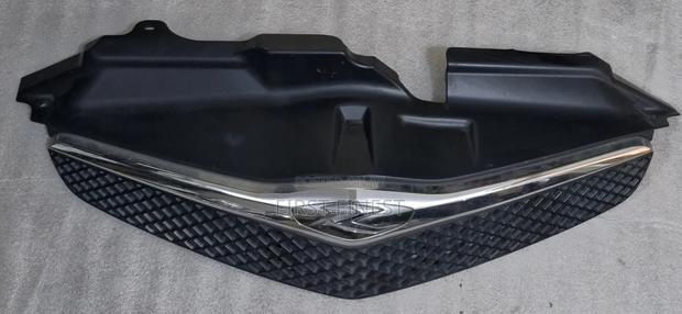 Toyota Ractis 2008 Grills