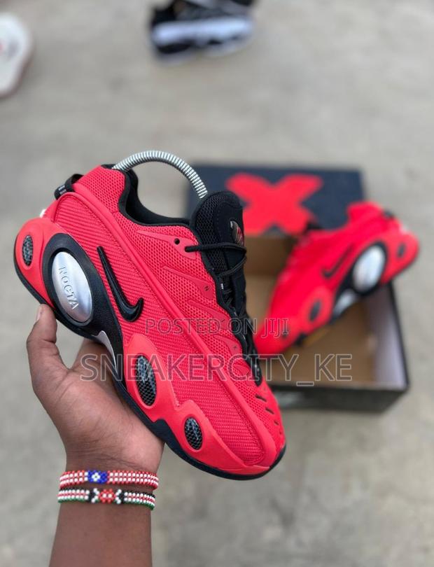 Nocta Glides - main view