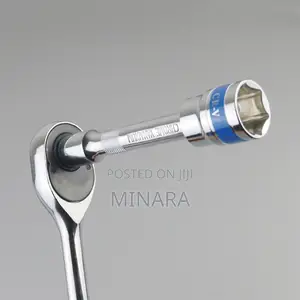 Ratchet Wrench + Extension Bars for Sockets