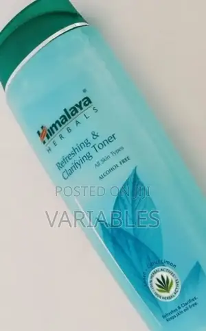 Himalaya Toner Rich in Natural Antioxidants.