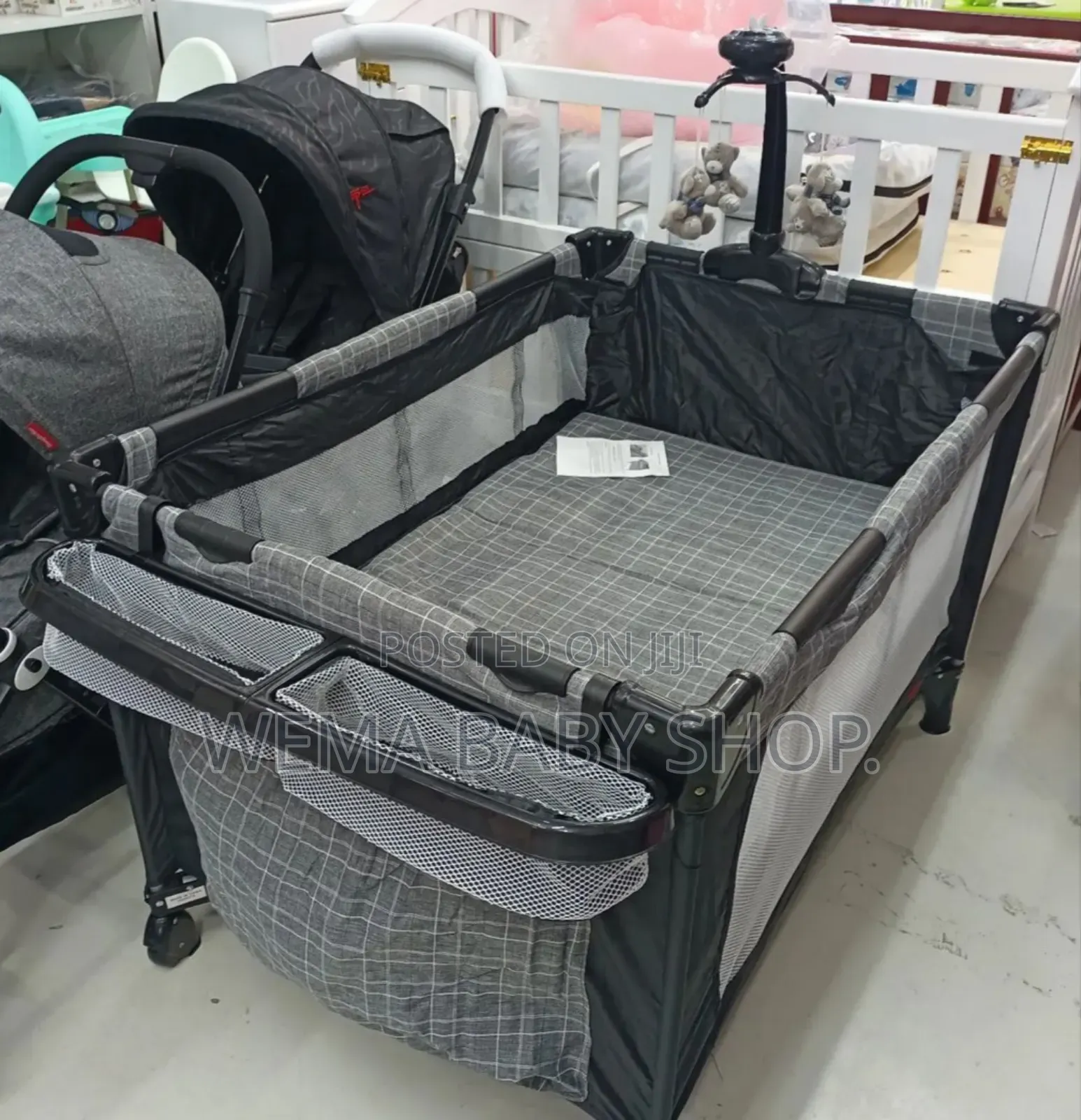 Portable/Foldable Baby Playpen/Crib
