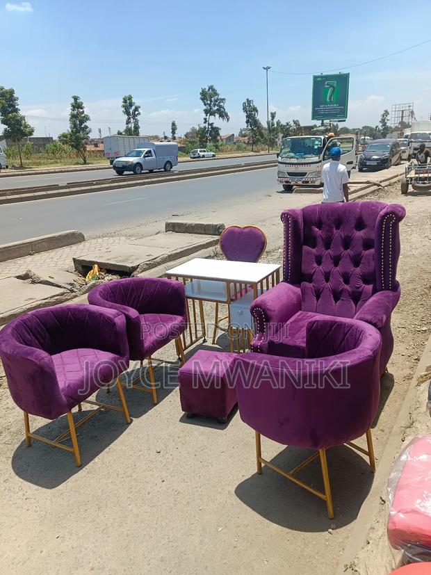 Manicure and Pedicure Set, Plus 2 Extra Seats - thumbnail 3