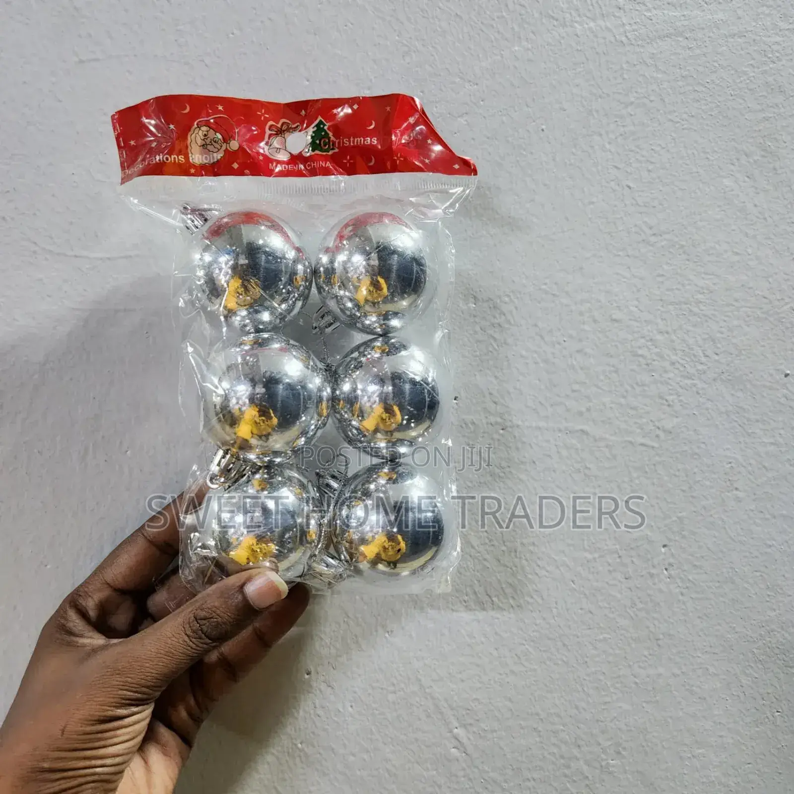 6 Piece Christmas Balls Silver