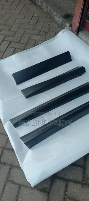 Subaru Forester Door Garnish