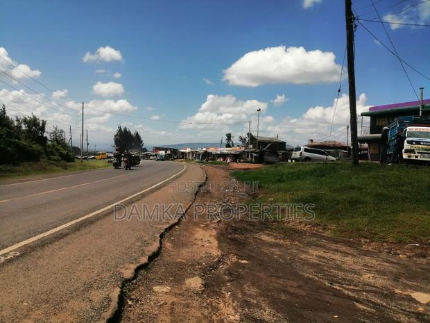 50*100 Plot for Sale Touching Tarmac at Lanet - thumbnail 3