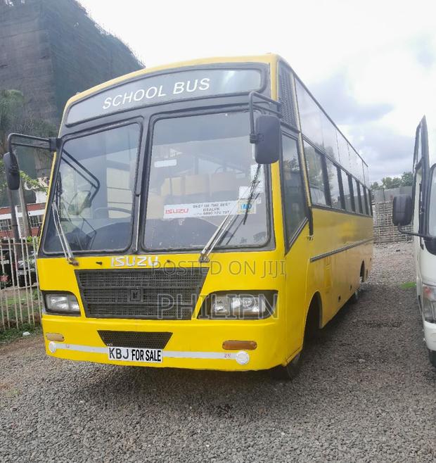 Isuzu FRR 2009 Yellow - thumbnail 2