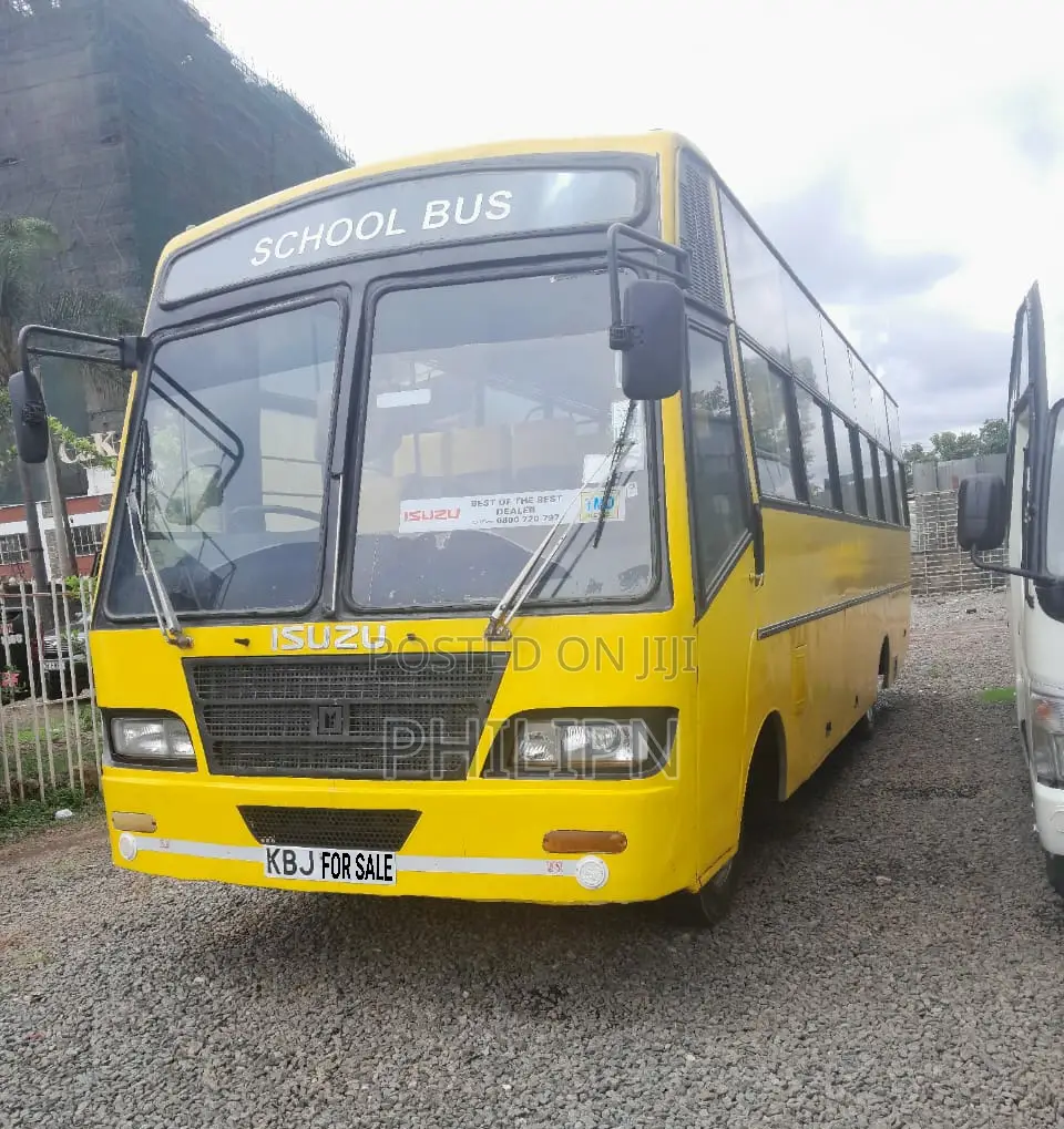 Isuzu FRR 2009 Yellow