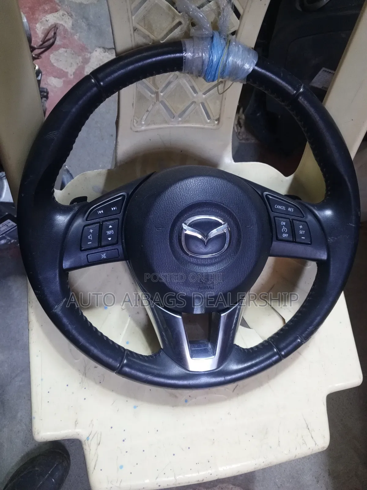Mazda CX-5 Stearing Airbag.