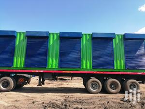 Container Stalls