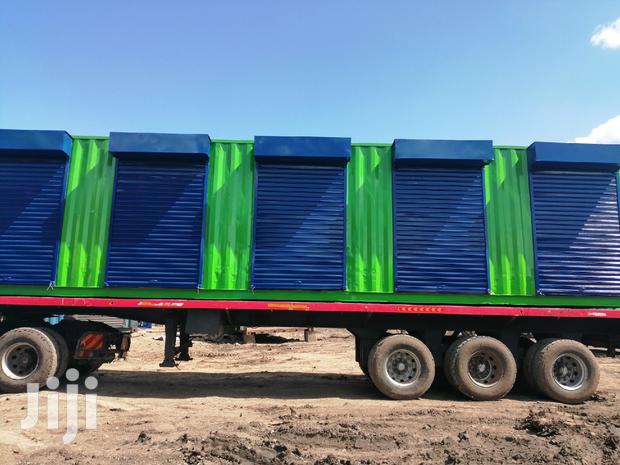 Container Stalls