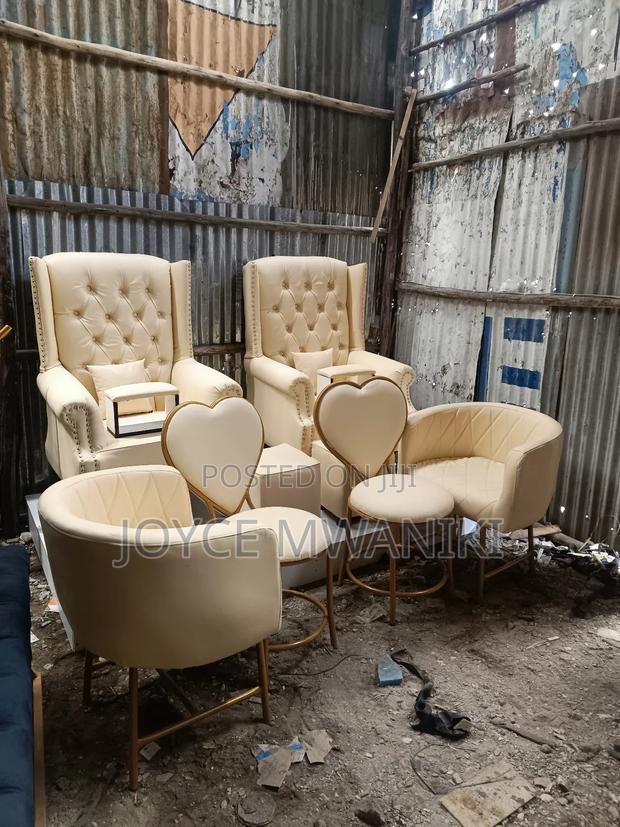 Pedicure Set and 4 Manicure Seats.,  - thumbnail 2