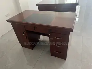 Office Tables:1400mm Executive Mahogany Boss Study Table